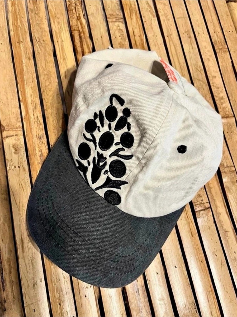 Embroidered Baseball Cap in White & Black Like New